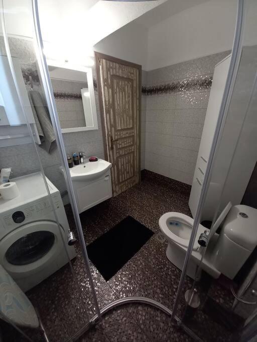 Άνετο Κεντρικό Διαμέρισμα Με 2 Υπνοδωμάτια Триполис Экстерьер фото